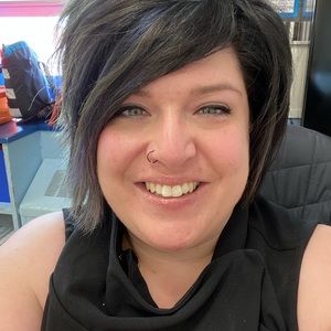 Meet your Posher, Allison r